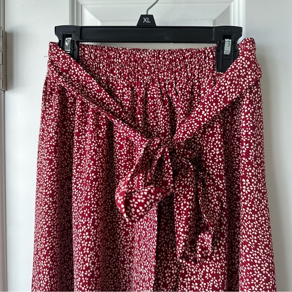 Red & White Floral Sinch Waist Midi/Maxi Skirt with Tie in front - Picture 3 of 4